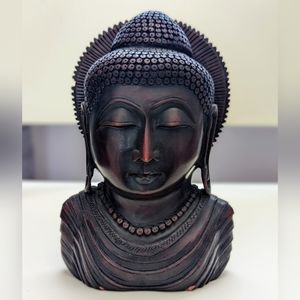 Peaceful Buddha bust home decor